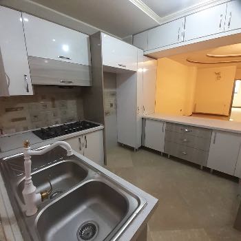 خرید آپارتمان مطهری ۱۰۰ متری ۲ خوابه  [نوساز] - طبقه: اول - - 7752205