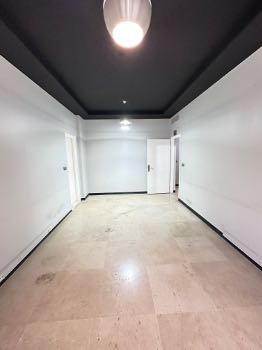 رهن و اجاره دفتر کار ایرانشهر مناسب کار ۱۰۳ متری ۲ خوابه - 7883611