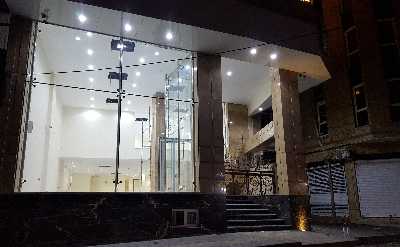 خرید مغازه زرگنده ۳۷۰ متری [نوساز] - طبقه: همکف - - 7449619
