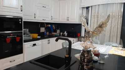 خرید آپارتمان شیخ بهایی ۲۰۰ متری ۳ خوابه  [نوساز] - 7774241