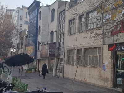 خرید کلنگی فرجام شرقی زمین: ۲۱۰م  متری: ۱۱۰,۰۰۰,۰۰۰ - 4216142