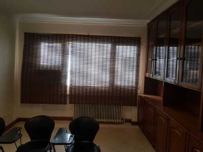 رهن و اجاره دفتر کار میدان ولیعصر سند اداری ۱۲۰ متری ۵ خوابه - 7618042