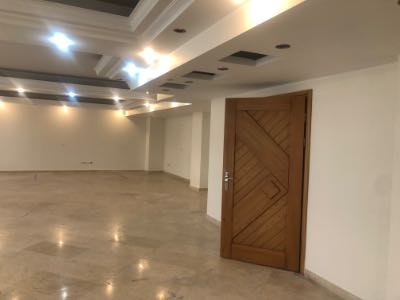خرید دفتر کار گاندی سند اداری ۱۸۷ متری ۱ خوابه  ۱۰ ساله - 7757049