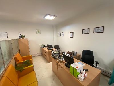 خرید دفتر کار آزادی سند اداری