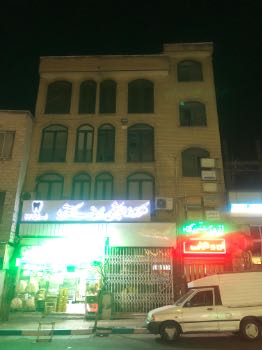 رهن و اجاره دفتر کار نامجو مناسب کار ۵۳ متری ۱ خوابه  ۲۲ ساله - 7650279