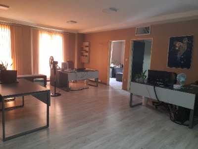 رهن و اجاره دفتر کار اکباتان سند اداری ۲۷۵ متری ۵ خوابه - 7680680