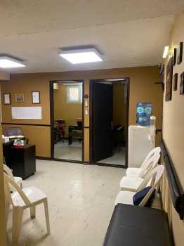 خرید دفتر کار مناسب کار مطهری ۹۵ متری ۵ خوابه  ۲۴ ساله - 7902381