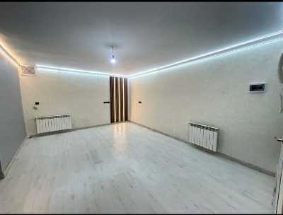 خرید آپارتمان زرگنده ۸۰ متری ۲ خوابه  ۱۸ ساله - 7999187